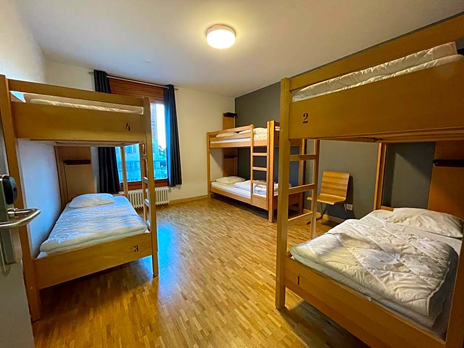 Geneva Hostel