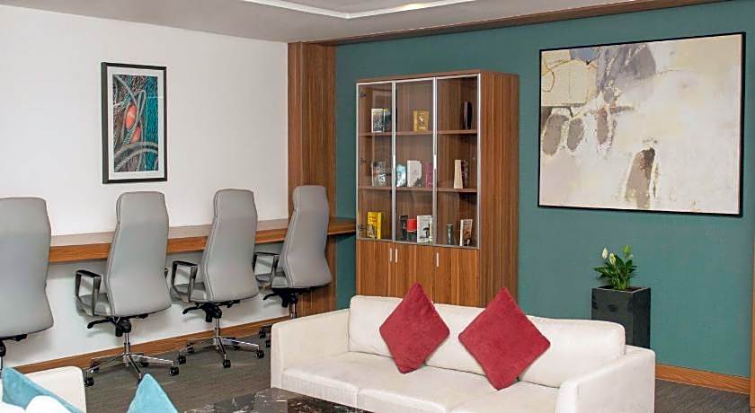 Staybridge Suites Al Khobar City - Standard Serviced Apartment by IHG