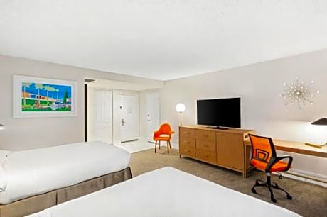 Standard Room with Two Queen Beds and Park view