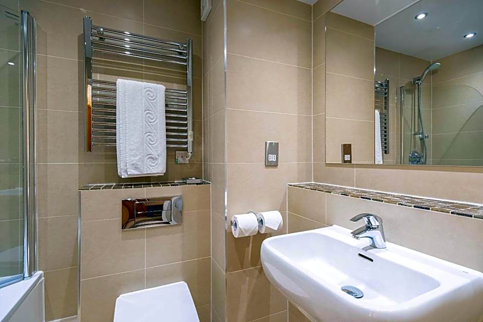 Holiday Inn Newcastle South by IHG