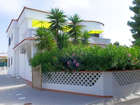 Villa Elvira B&B