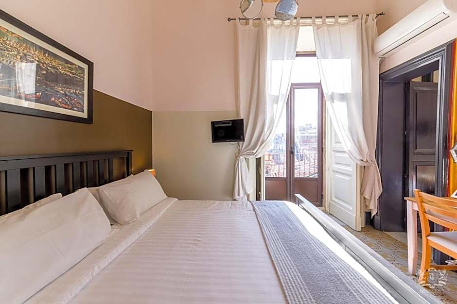 Grand Tour Design Guest House Catania Self Check-in