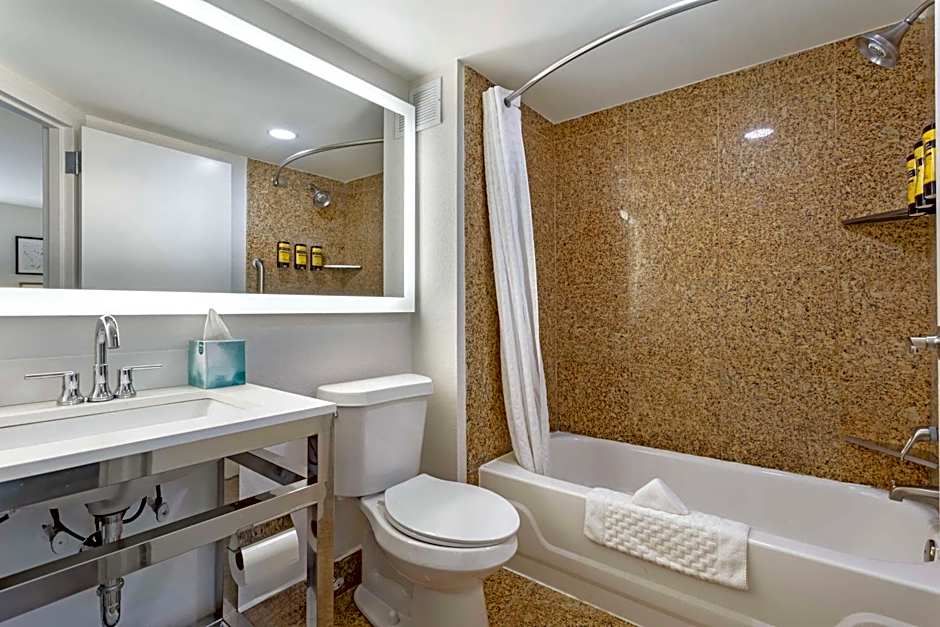 Best Western Plus Sugar Land/Stafford