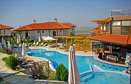 Bay View Villas - Luxury Villas & Apartments