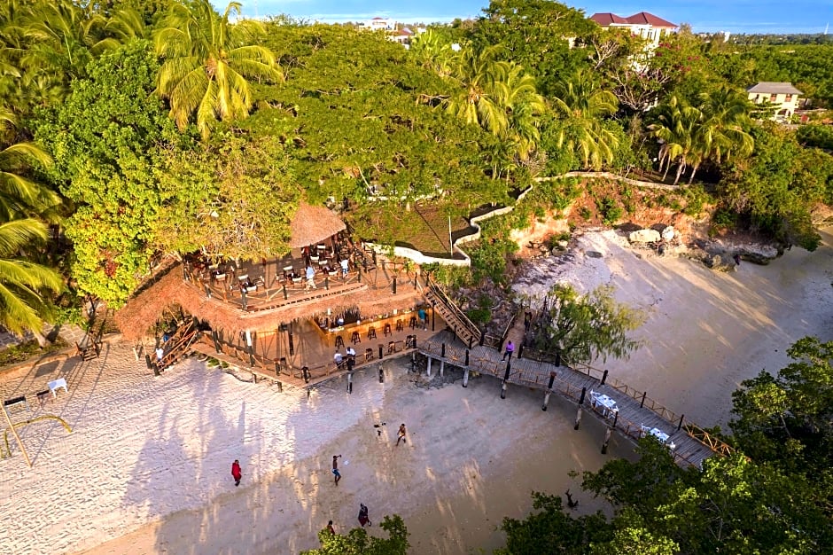 Jungle Paradise Beach Resort & Spa Mbweni Ruins