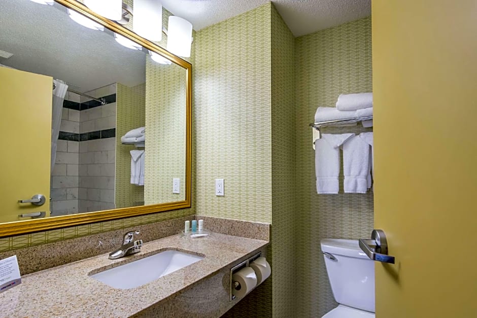 Clarion Hotel & Conference Center Sherwood Park