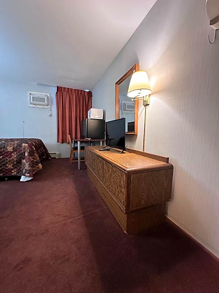Pamola Motor Lodge