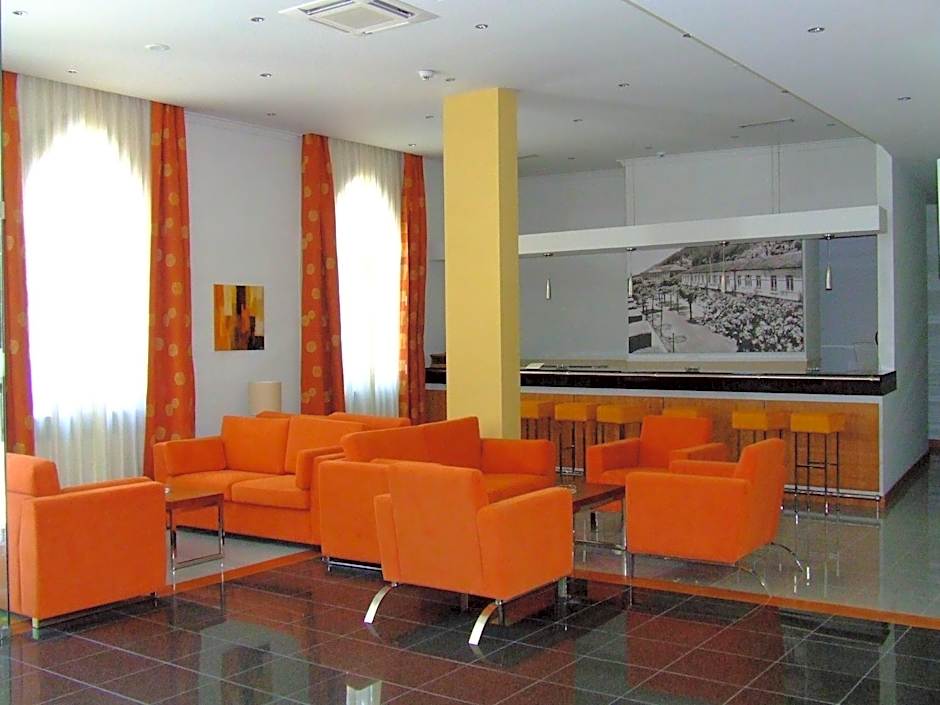 Hotel Apartamentos Geres Ribeiro