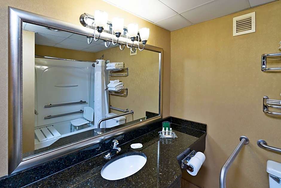 Wyndham Garden Totowa