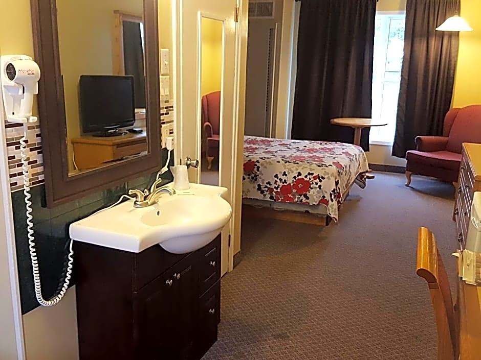 Knights Inn Woodstock