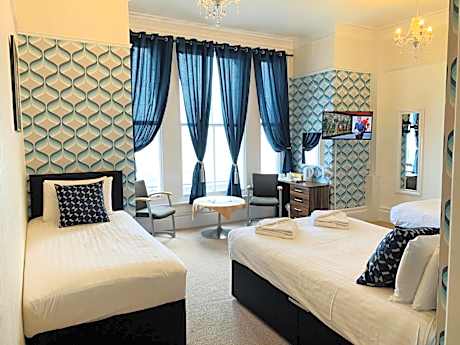 Family Room with Sea View