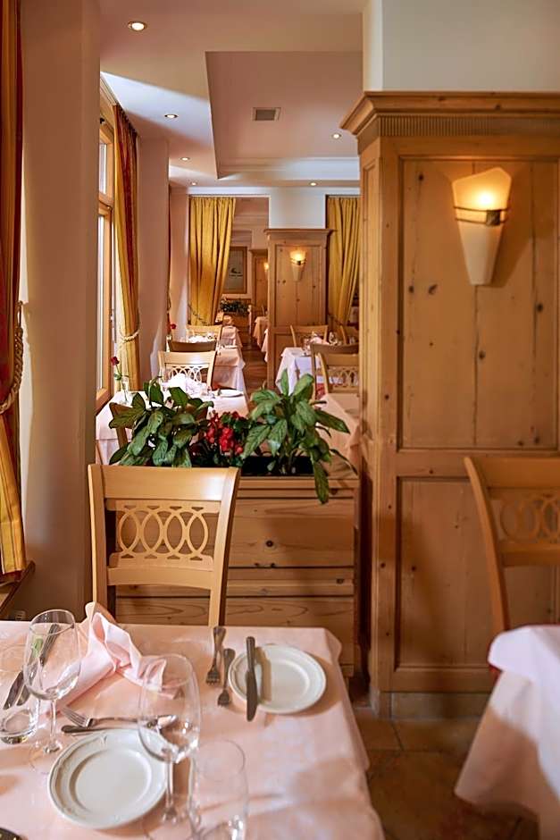 The Glacier Hotel - ex Eurotel Victoria -