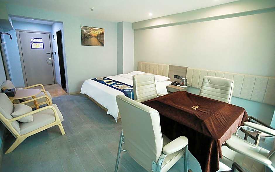 7 Days Inn Chongqing Pengshui Peng Penghu Huayuan