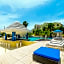TRYP by Wyndham Aruba Adults Only Hotel