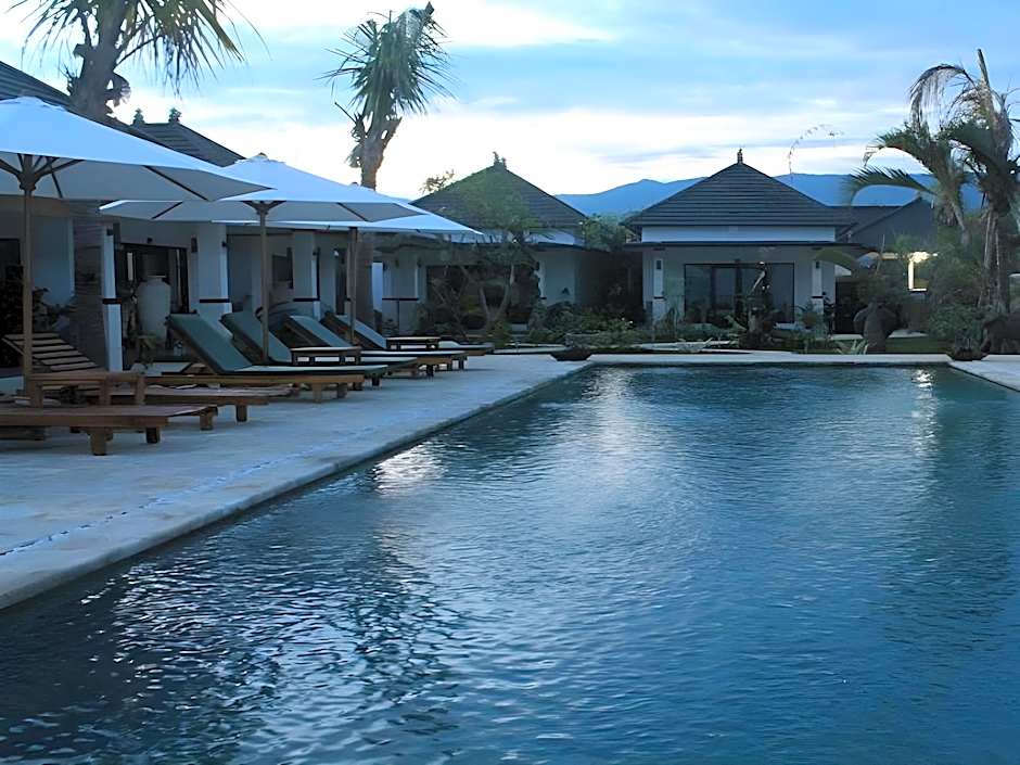 Kelapa Lovina Beach Villa
