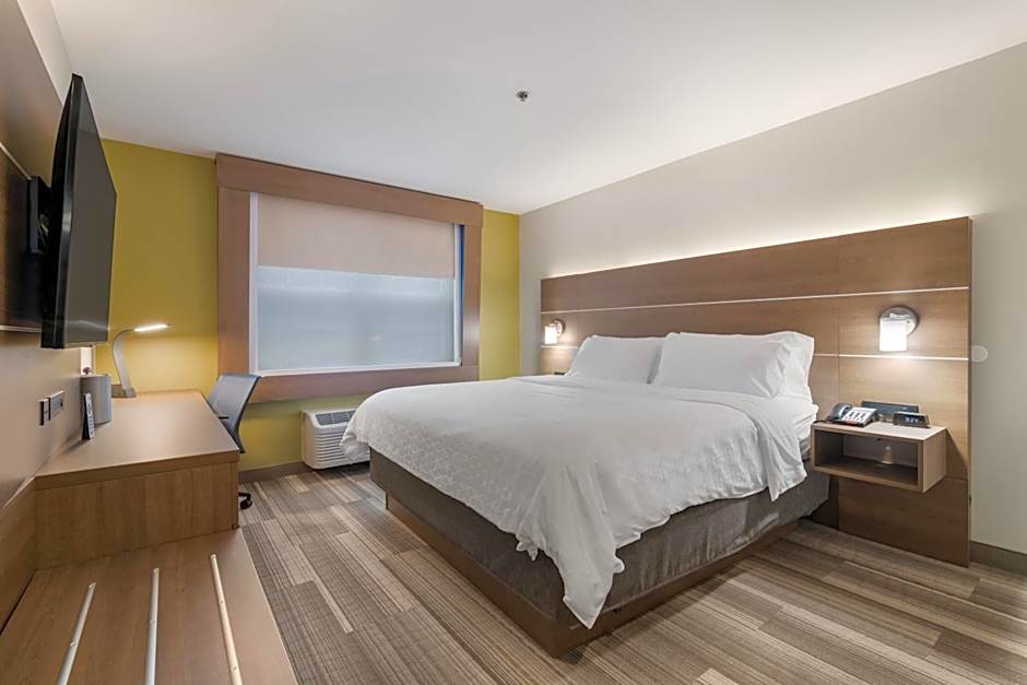 Holiday Inn Express Plymouth By IHG