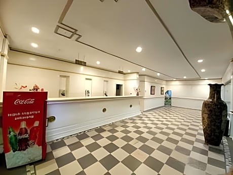 EXPRESS O 91674 Penginapan Bm Prima