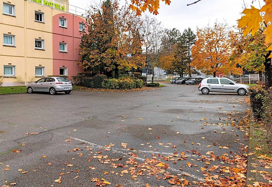 B&B HOTEL Grenoble Universite 2