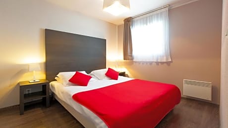 Two-Bedroom Apartment (6 Adults) - View on Polders