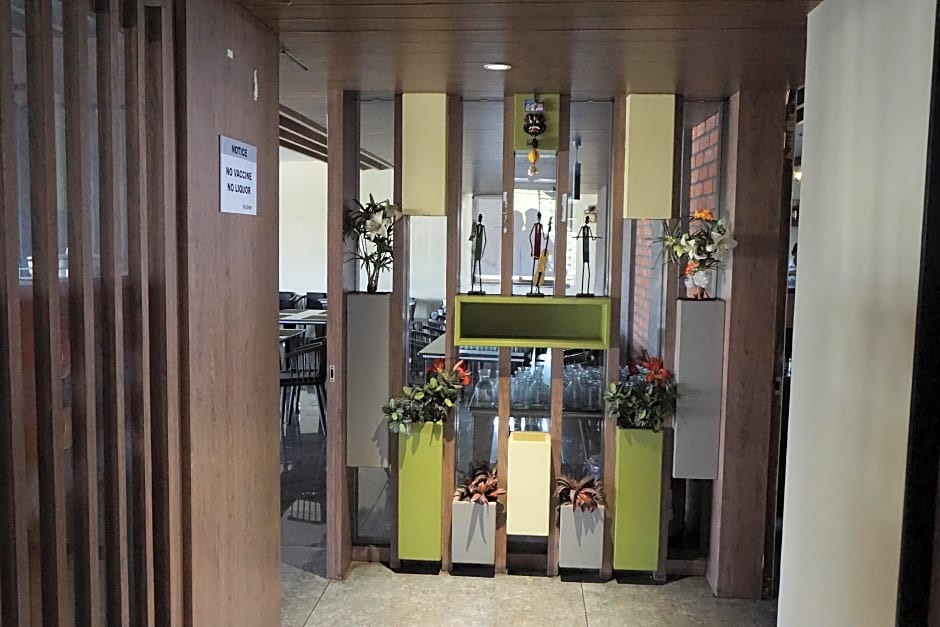 Hotel Kohinoor Plaza