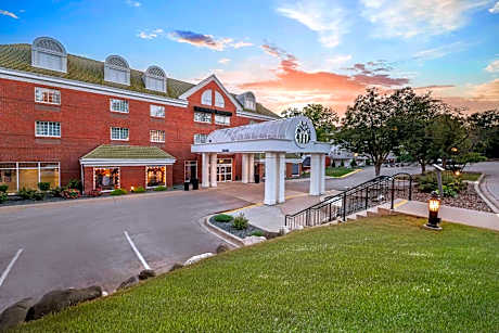 Heidel House Hotel and Conference Center, Ascend Hotel Collection