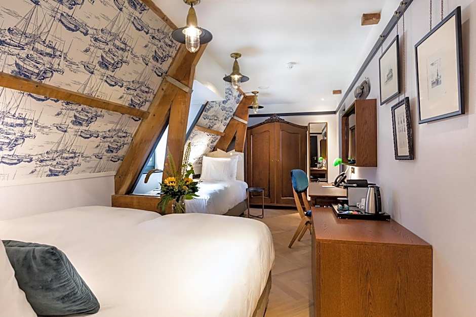 The Hendrick's Hotel