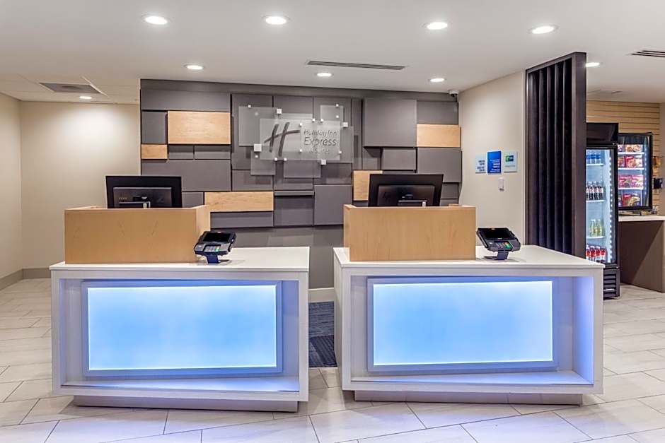 Holiday Inn Express & Suites Hammond By IHG
