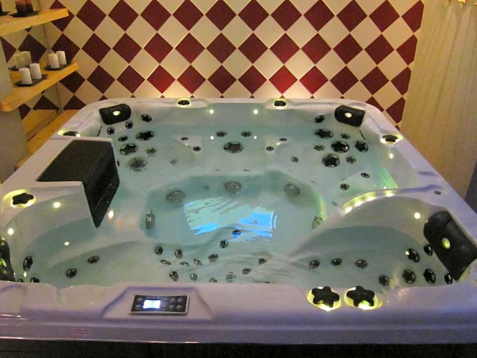 Atlantis Beach Hotel