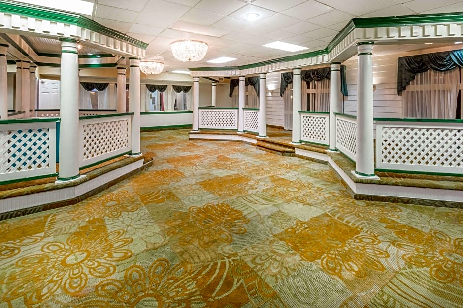 Ramada Roanoke – Roanoke, VA