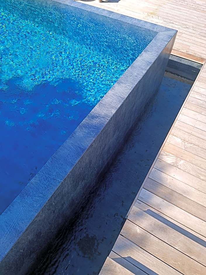 Hôtel Les Suites Du Maquis