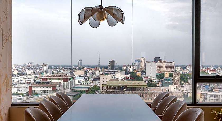 The Iris Signature Hotel and Spa