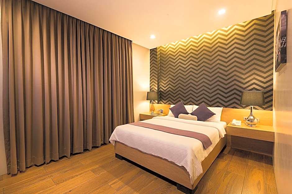 Lenox Hotel