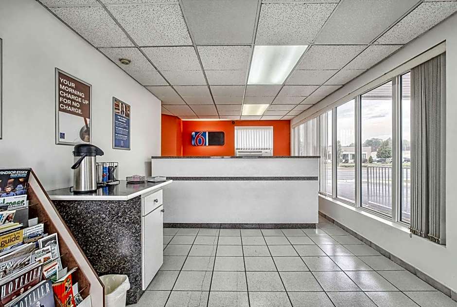 Motel 6-Windsor, ON