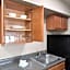 Eagle's Den Suites Kenedy a Travelodge by Wyndham