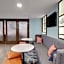 Hampton Inn By Hilton Birmingham-Colonnade 280