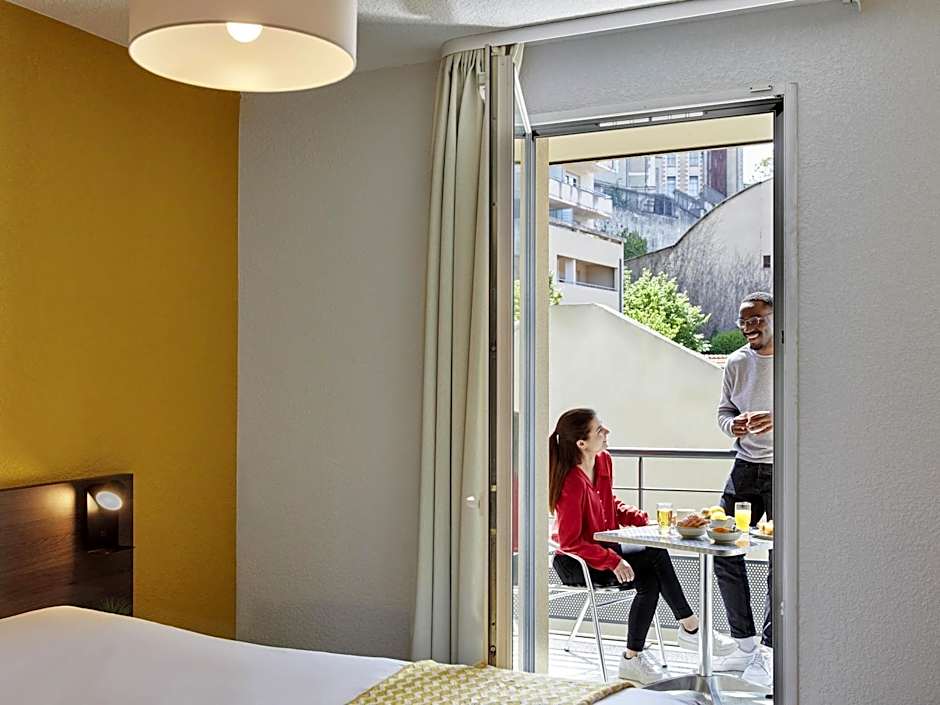 Adagio Access Poitiers Aparthotel