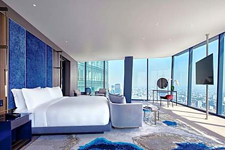 Royal Suite, Club lounge access, Suite, 1 King, Park view, Terrace