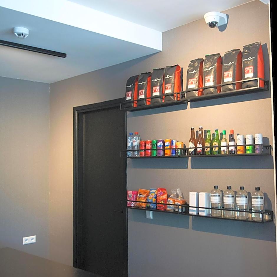 Amsterdam Lake Hotel