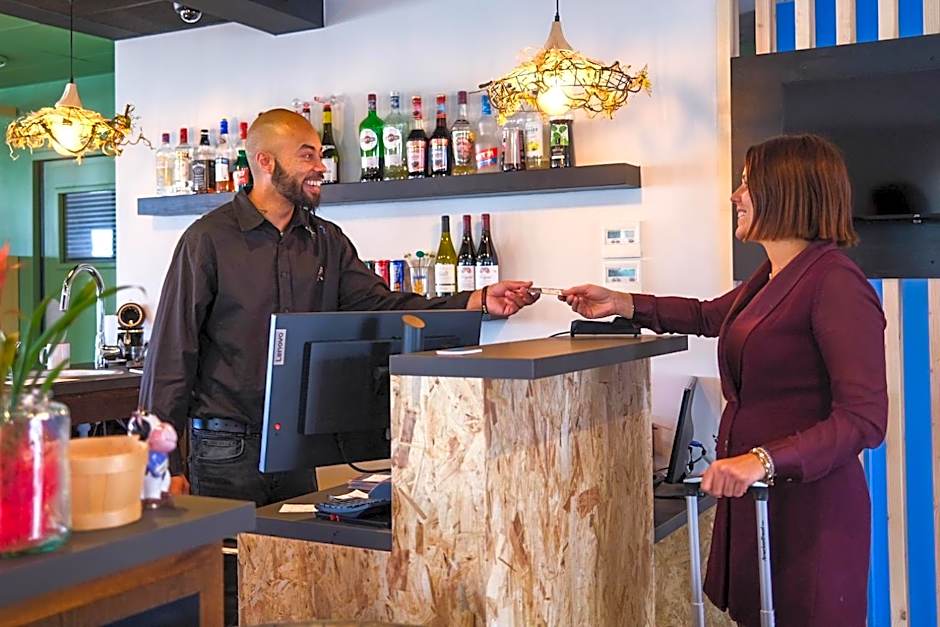greet Hotel Belleville en Beaujolais A6