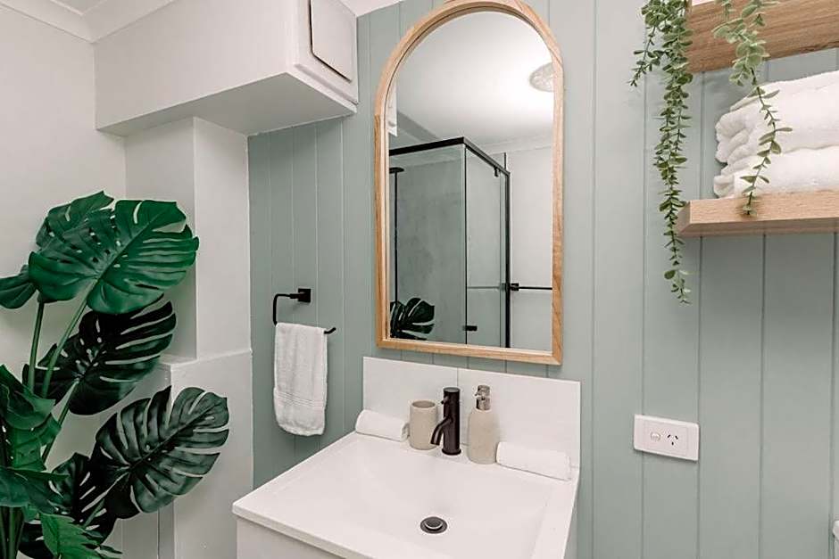 River Sands Apartments