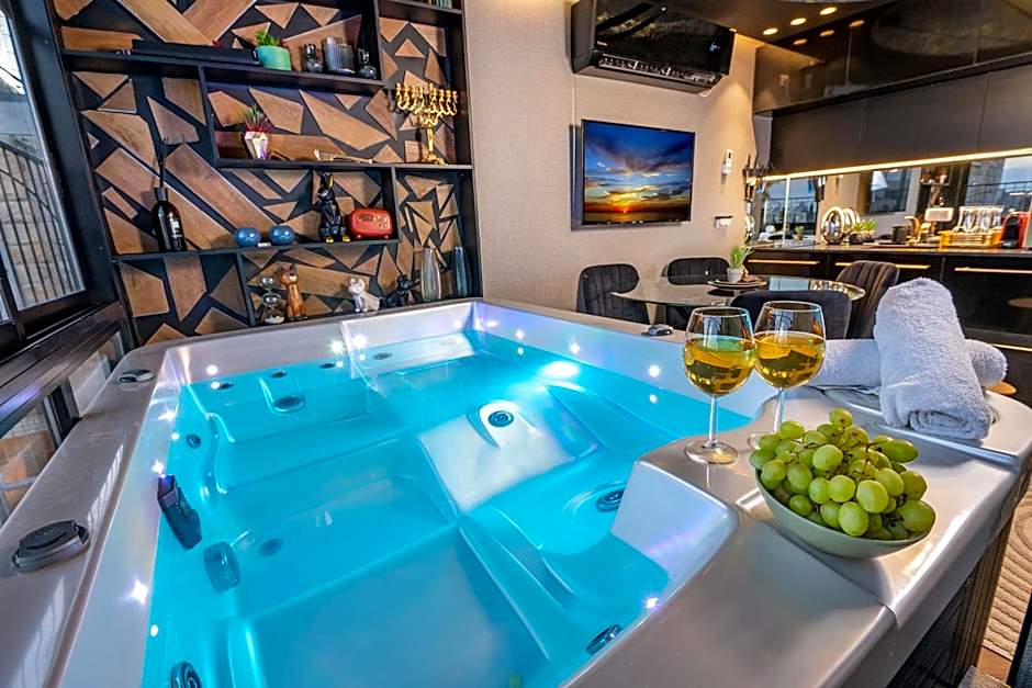 Spa on the walls - Mamilla View - Jerusalem ספא על החומות ירושלים