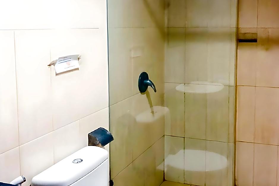 RedDoorz At Hotel Gajah Mada Palu