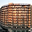 Nirvana Cosmopolitan Hotel - Convention & Sports Center