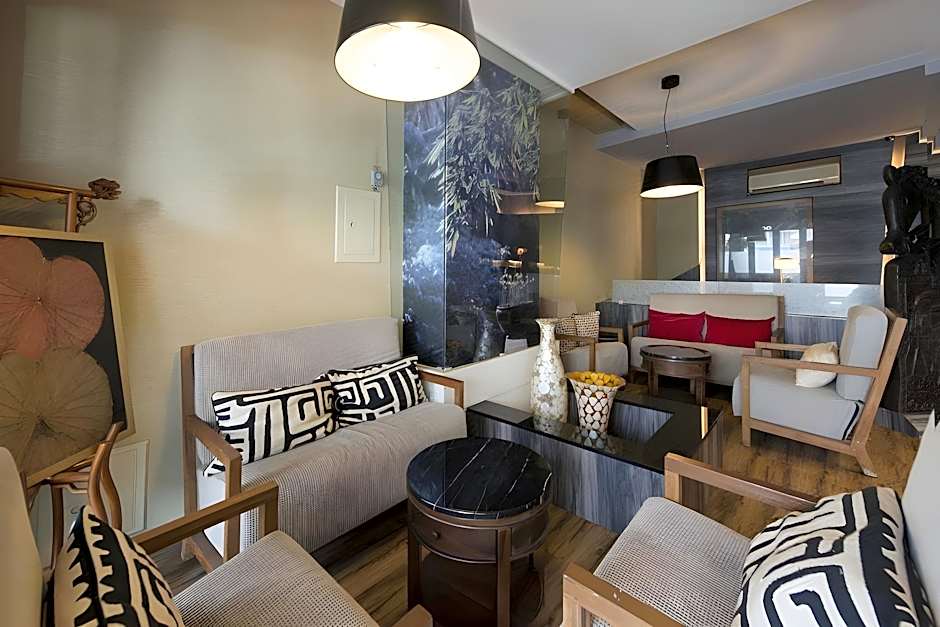 The Galerie Hotel