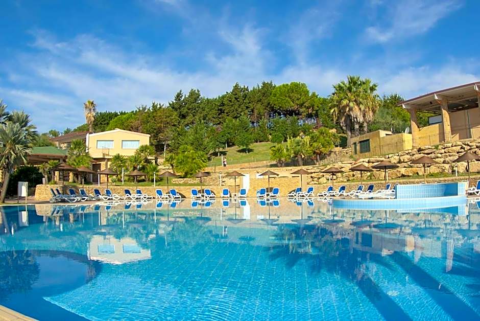 TH Le Castella - Baia degli Dei Village