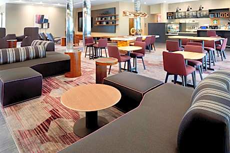 Courtyard by Marriott Houston Intercontinental Airport