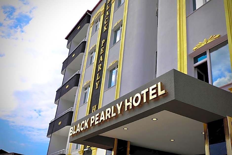 BLACK PEARLY HOTEL