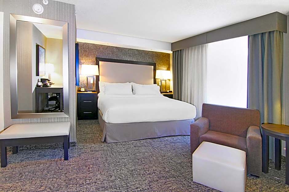 Holiday Inn Express Calgary By IHG