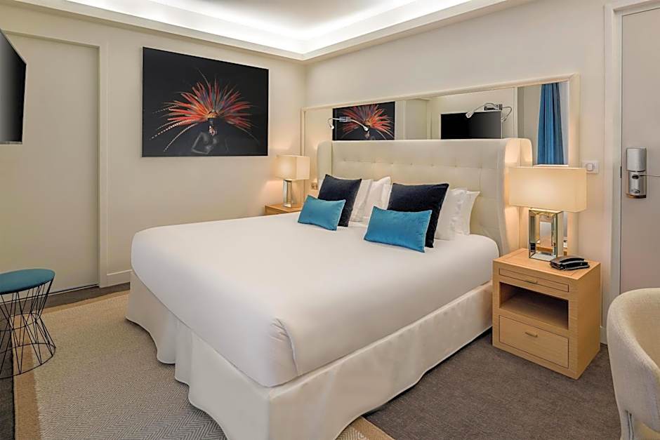 Hotel Camille Paris Gare de Lyon, Tapestry Collection by Hilton