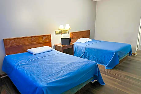 Quadruple Room with Lake View